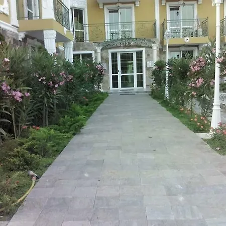 Golden Hermes Apartment